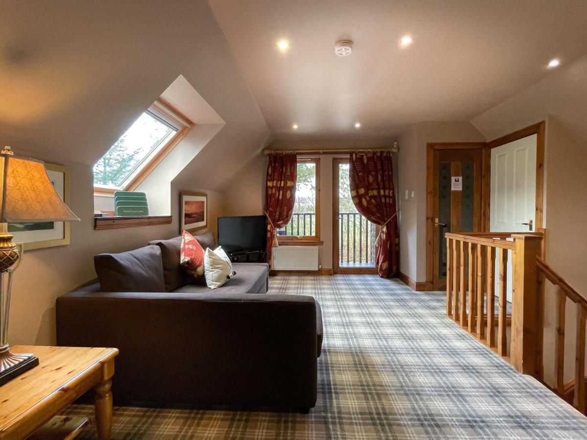 Loch Lomond Luxury Lodges 德里门 外观 照片